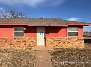 639 S Crosby St, Crosbyton, TX 79322