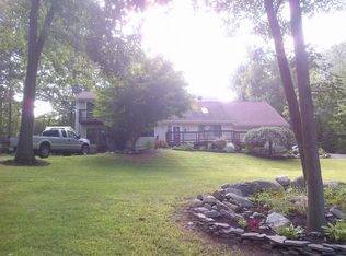 2 Cedar Knoll Way, Hamburg, NJ 07419