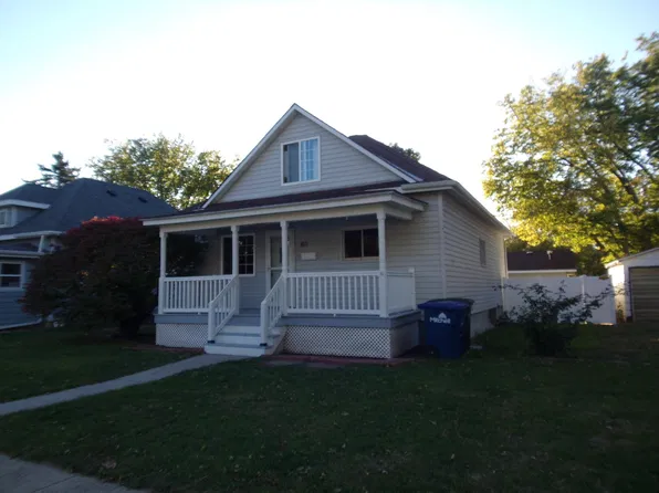 611 N Wisconsin St, Mitchell, SD 57301