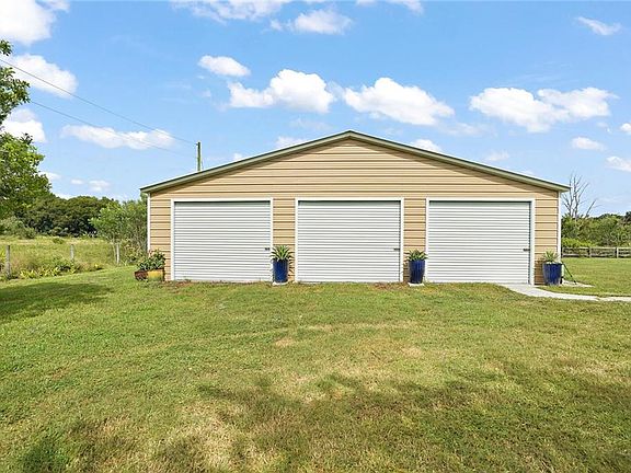 4th image of 4604 E County Road 462