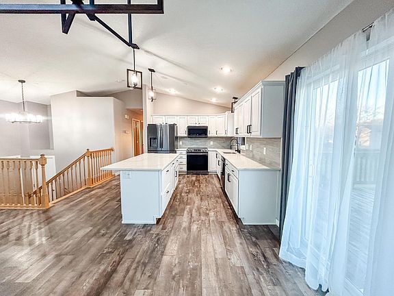 5th image of 20505 Georgia Ave N