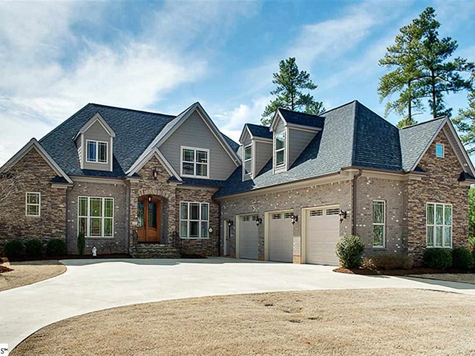 1st image of 213 Brandau Ln