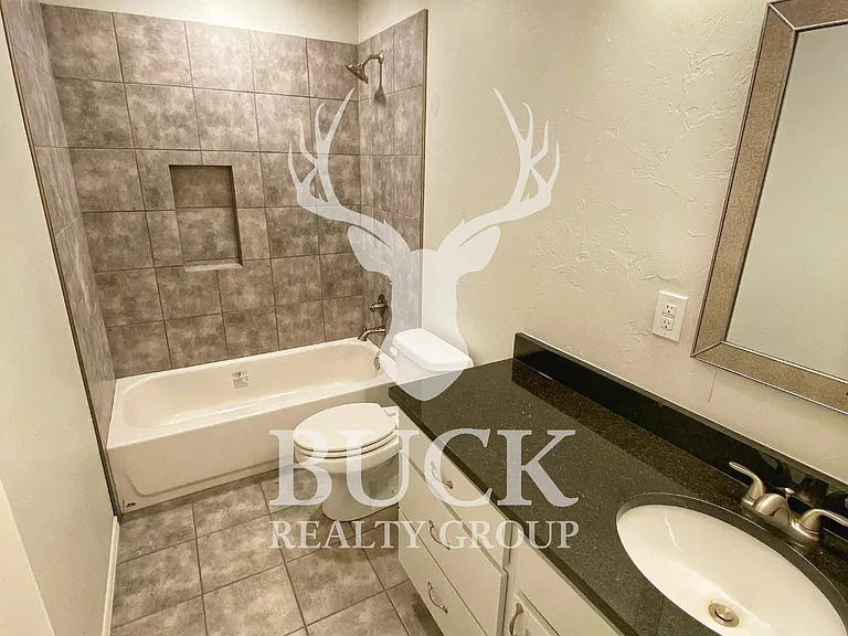 11300 Cimarron Dr — Photo 15