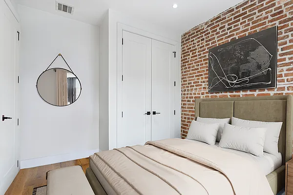 Rented by Freestone Property Group | media 14