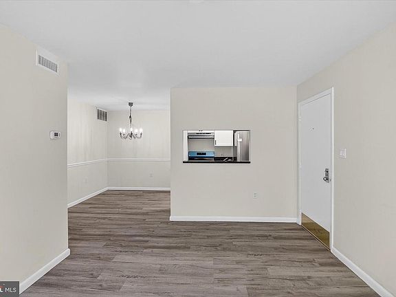 4th image of 10340 Luria Commons Ct #3H