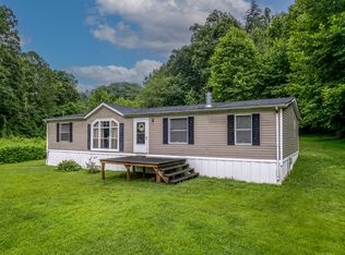 4840 State Highway 1812, Campton, KY 41301