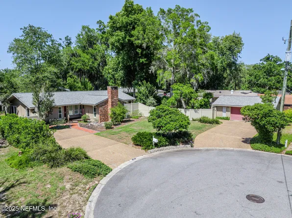 517 LAKEFIELD Lane, Orange Park, FL 32073