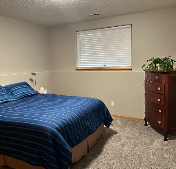 1058 Parkway Dr — Photo 11
