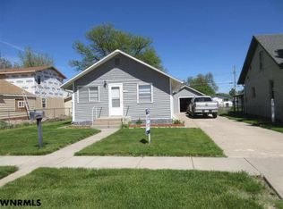 1713 Avenue H, Scottsbluff, NE 69361