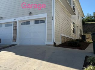62 Windgate Cir #104, Fishersville, VA 22939