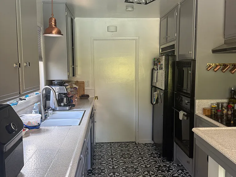 2894 Fidler Ave — Photo 6