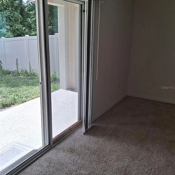 335 Gina Ln — Photo 6