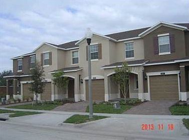 3rd image of 10827 Savannah Landing Cir