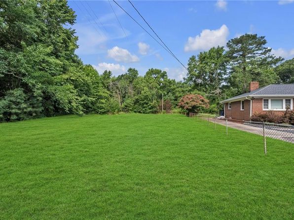 1713 Macedonia Ave, Suffolk, VA 23436