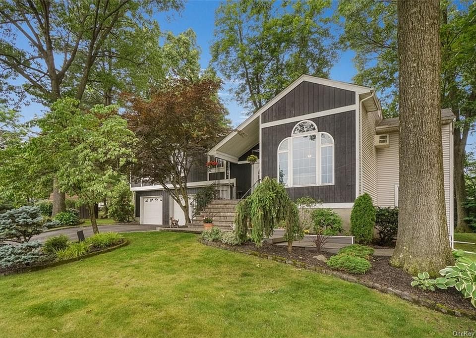 73 Keats Drive, New Windsor, NY 12553 Zillow