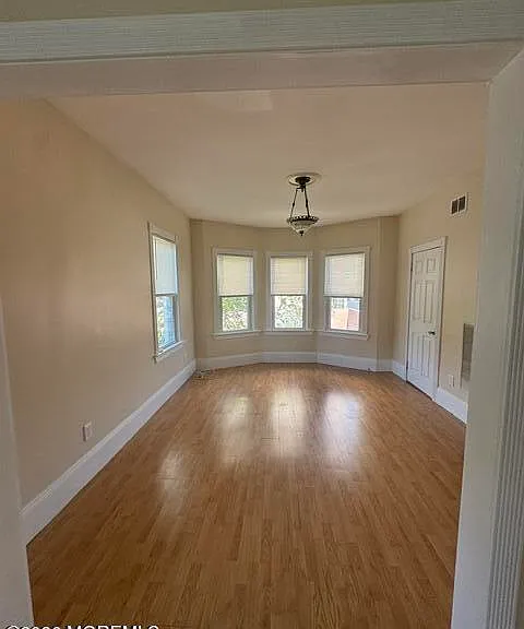 608 Emory St #2 — Photo 3