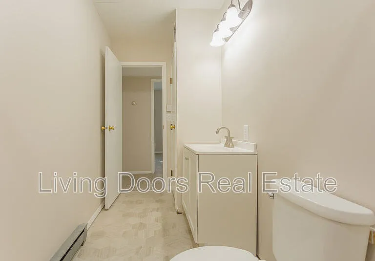 402 W Eldora Ave #D — Photo 20