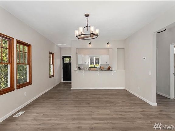 4th image of 1102 Buena Vista Ave