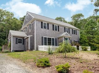 9 Bluff Rd, Bourne, MA 02532