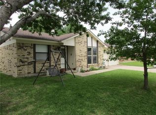 7537 Clover Ln, Watauga, TX 76148