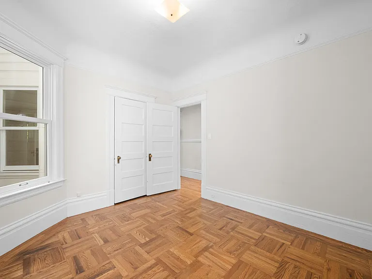 737 Waller St #737 — Photo 21