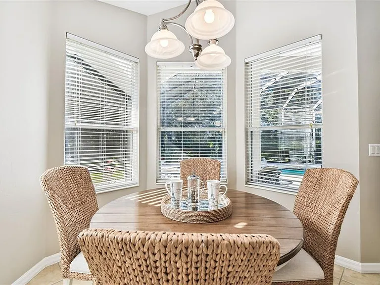 7328 Lake Forest Gln — Photo 16