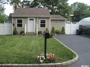 48 Cherry Ave, Holtsville, NY 11742