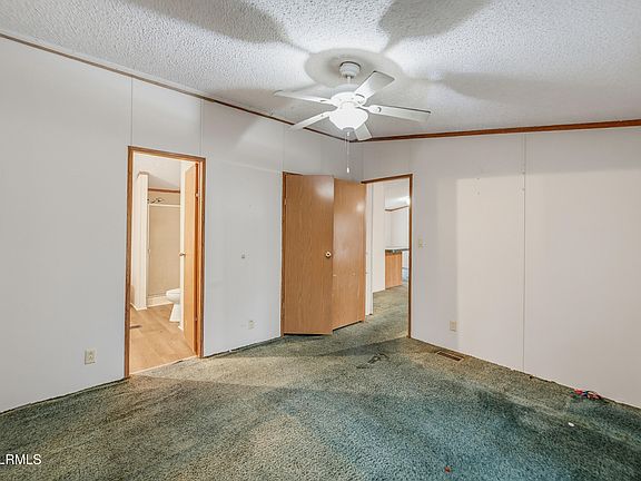 5th image of 1388 Trask Parkway