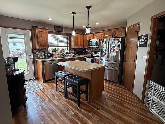 5th image of 503 Love Joy Ln