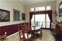 4th image of 2712 Alessandria Ln