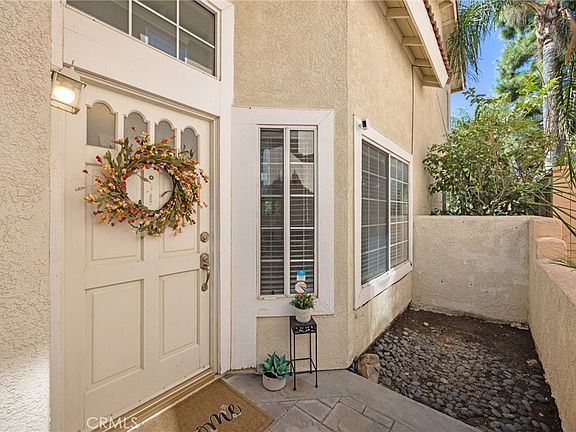 3rd image of 5561 El Palomino Dr