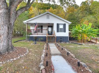 139 School House Rd, Elizabethton, TN 37643