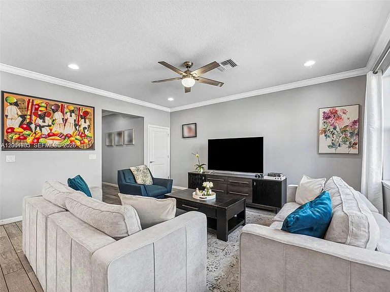 3953 Black Olive Ln #3953 — Photo 15