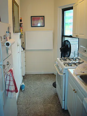 Rented by Metropolitan Equities | media 16