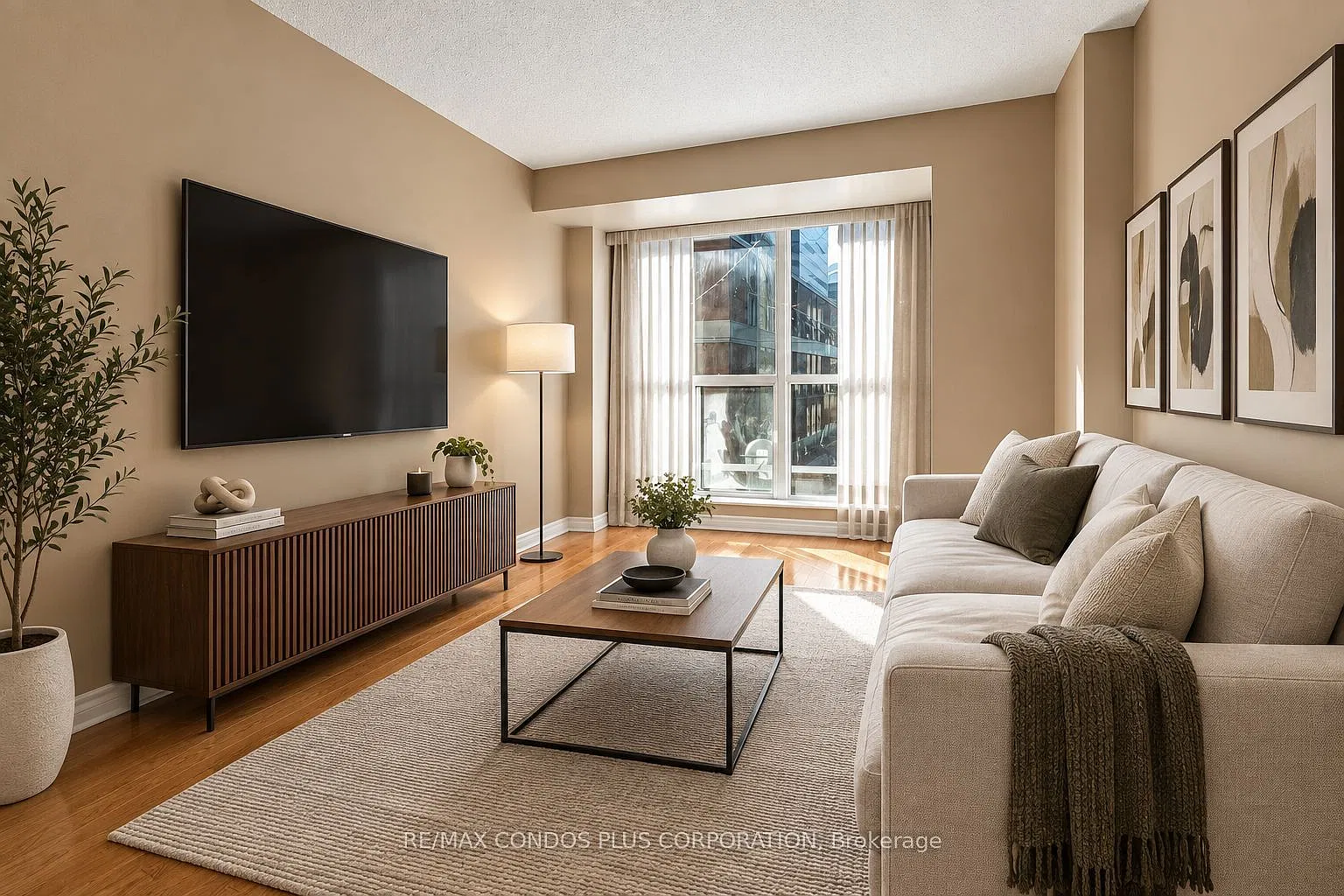 3 bed, $3,600 — Photo 1