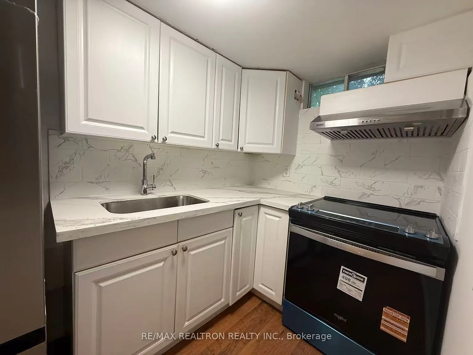 2 bed, $1,700 — Photo 4