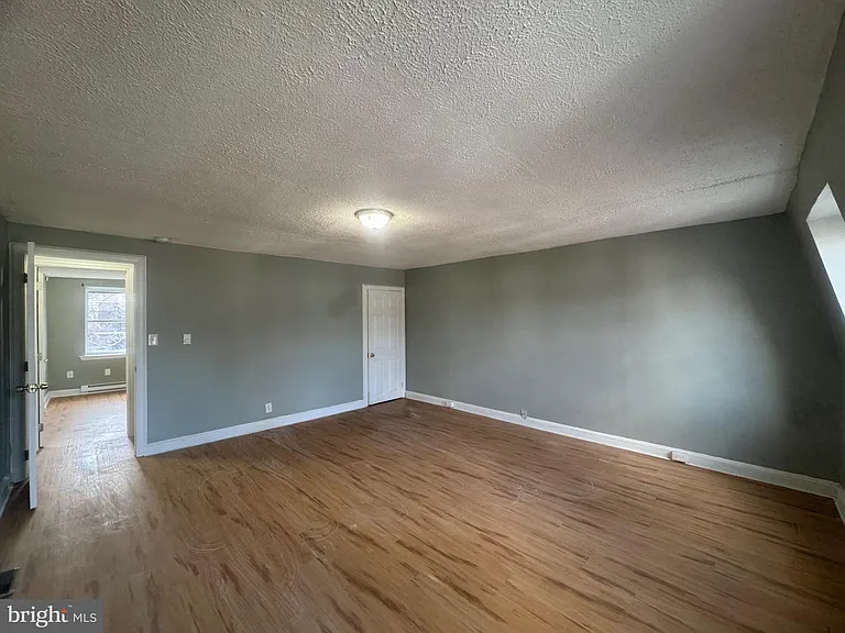 104 Linden St #2 — Photo 24