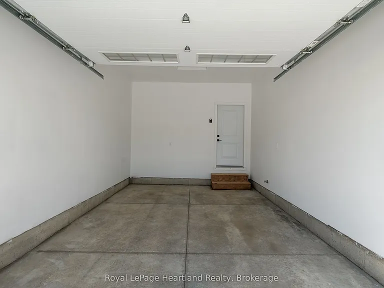 23 Silver Creek Rd — Photo 48