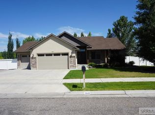 3849 Willow Ridge Dr, Ammon, ID 83406