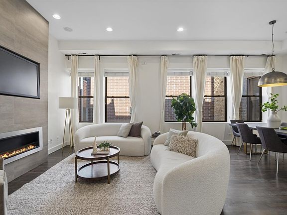 2nd image of 2150 W North Ave APT 11