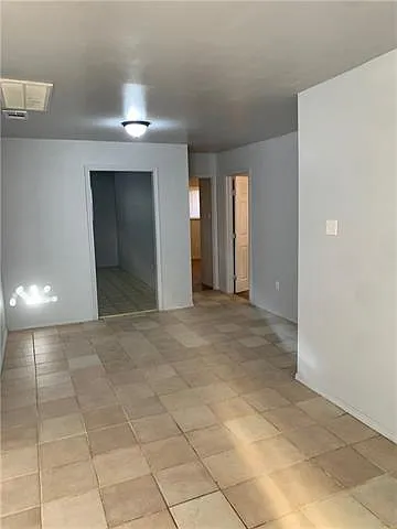 4751 Lynhuber Dr — Photo 3