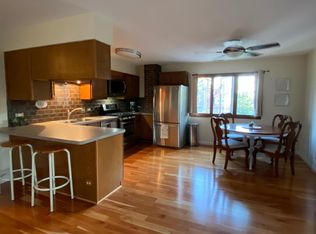 204 N Bothwell St APT 3, Palatine, IL 60067