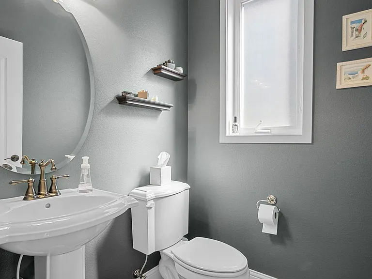 7068 SW Valenta Ct — Photo 16
