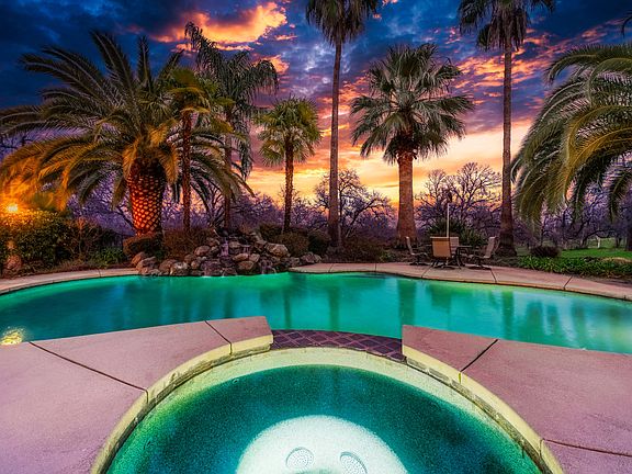 2nd image of 7803 Camino Del Encina Dr
