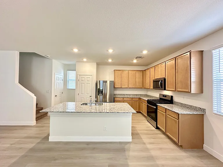 4090 Juniper Pear Ave — Photo 5