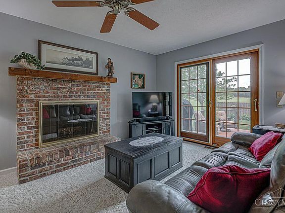 3rd image of 9949 Grasscreek Ct