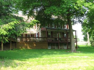 3896 Meadow View Rd, Manheim, PA 17545