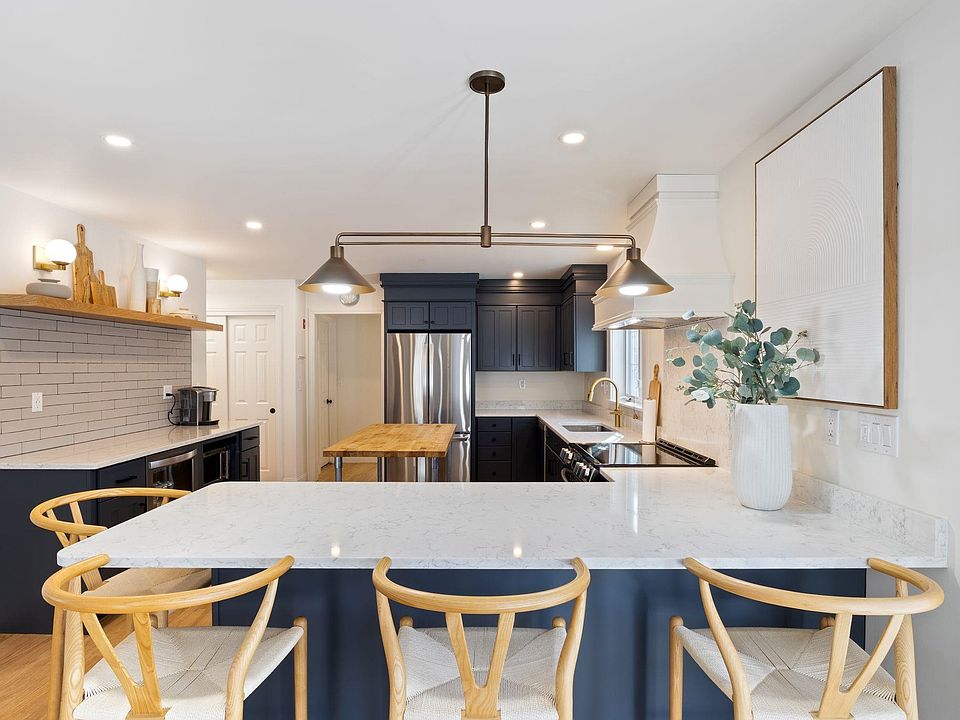 1st image of 12 Runaway Road