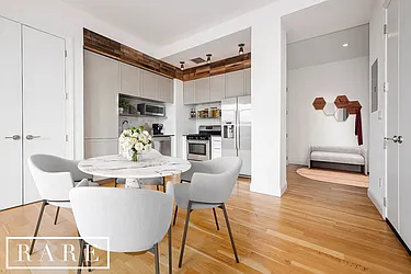 335 Carroll Street, #4B