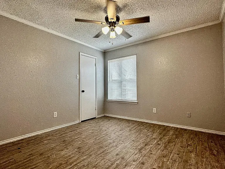611 Ironton Ave — Photo 17